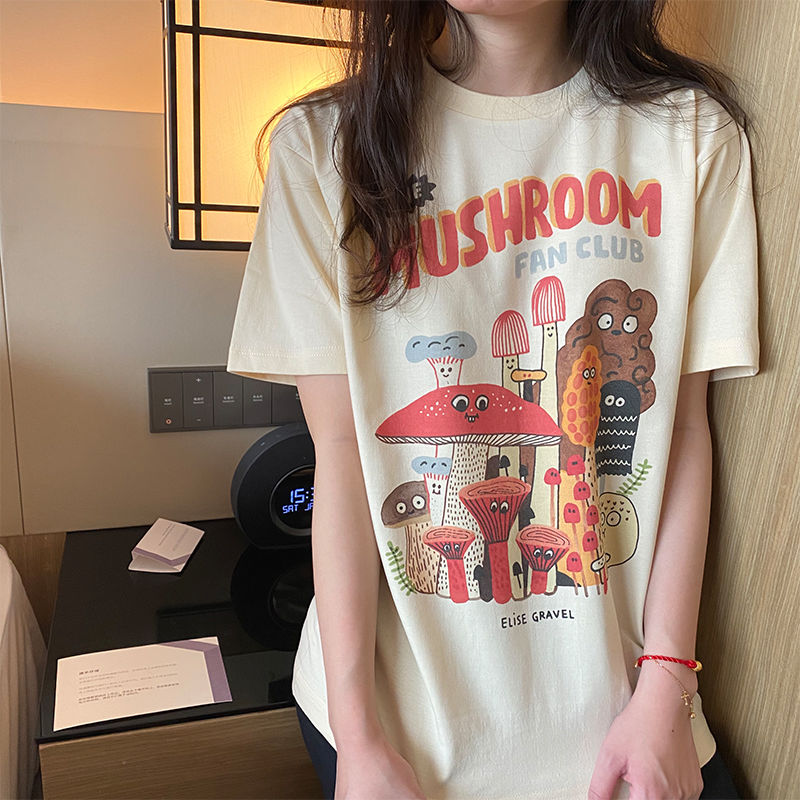 Retro Apricot Mushroom Cute T-Shirts: Casual Summer Woman Tshirts