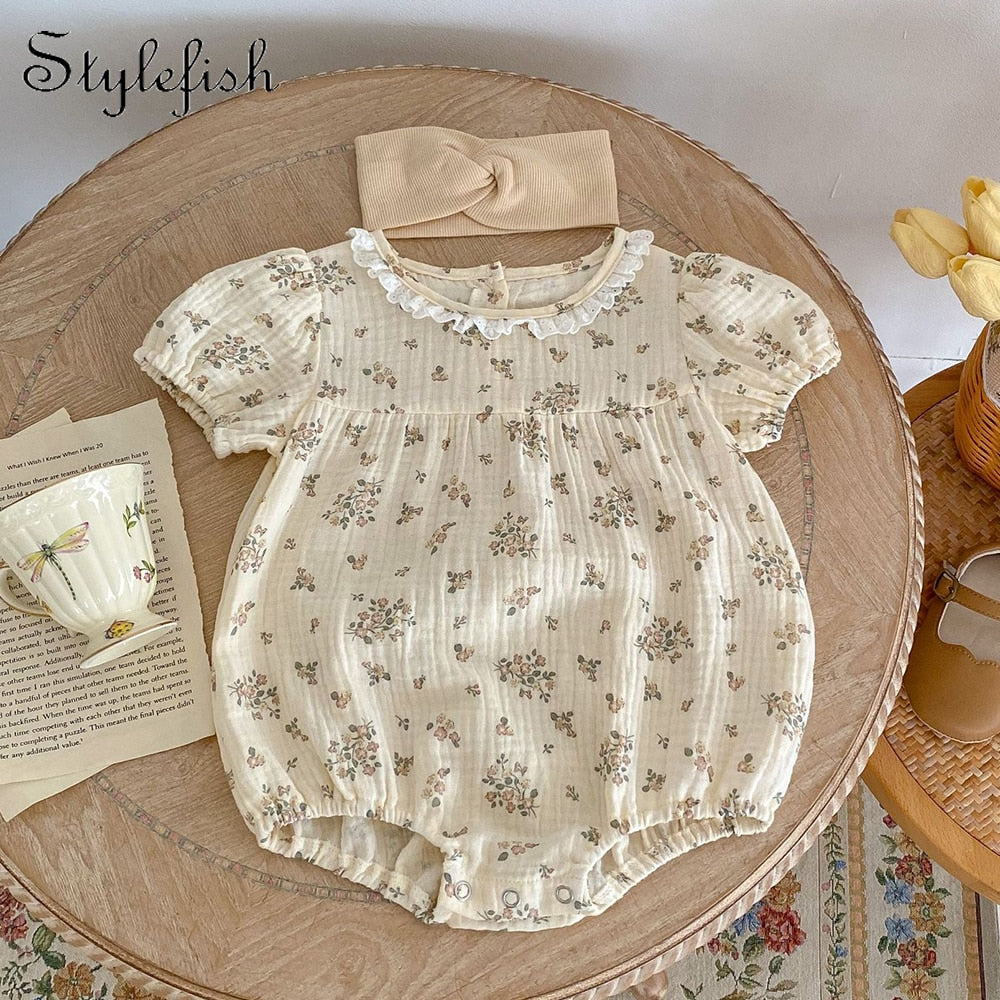 Adorable SummerBaby Dress: Blossom in Style with Our Fragmented Flower Collection