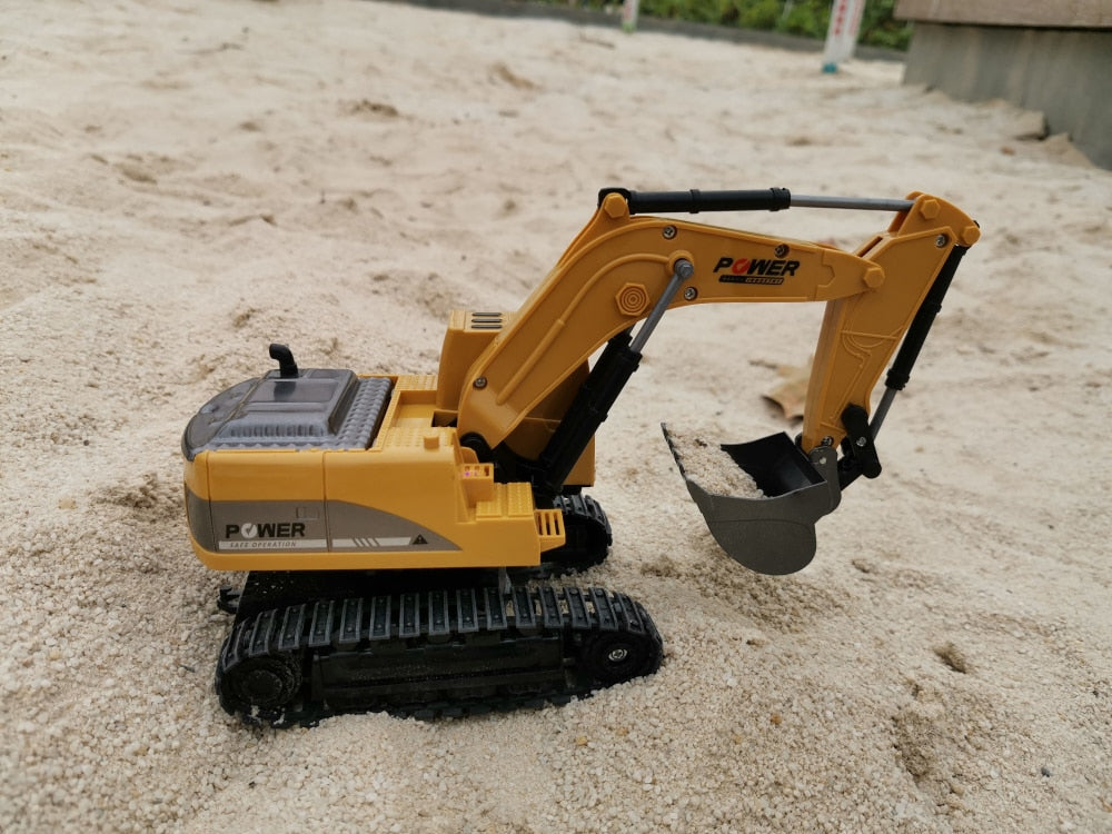 Remote Control Excavator Toy for Beginners- 2.4Ghz 6 Channel 1:24 RC Excavator toy RC Engineering Car