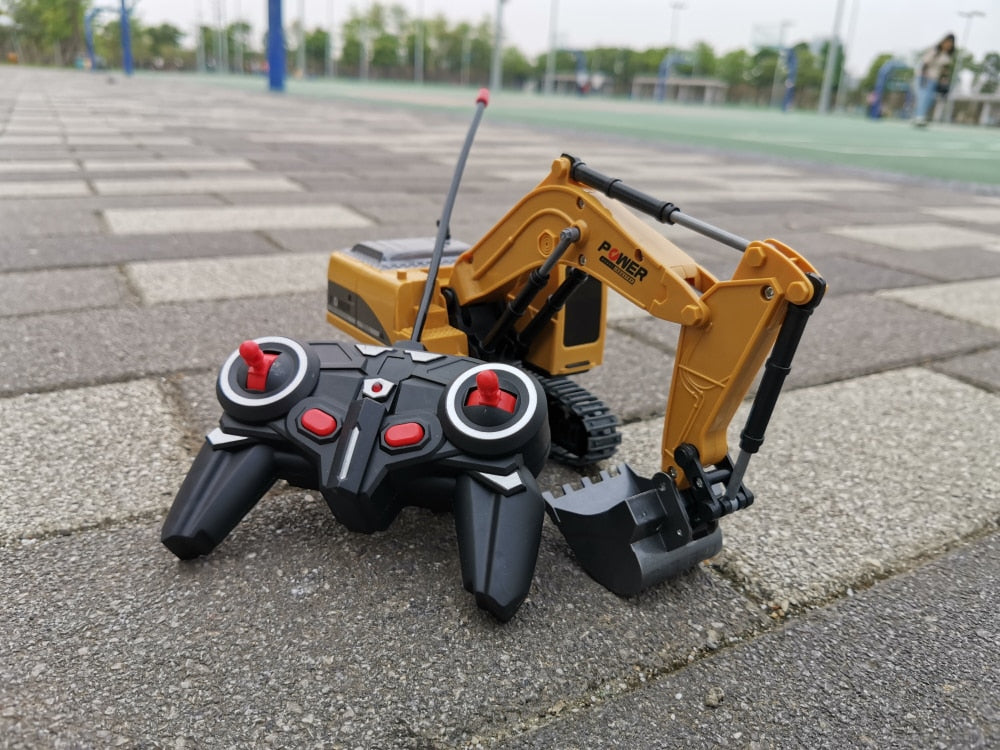 Remote Control Excavator Toy for Beginners- 2.4Ghz 6 Channel 1:24 RC Excavator toy RC Engineering Car