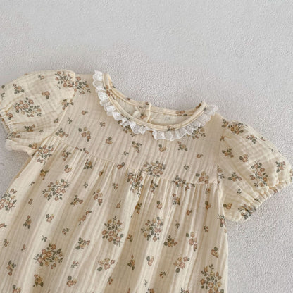 Adorable SummerBaby Dress: Blossom in Style with Our Fragmented Flower Collection