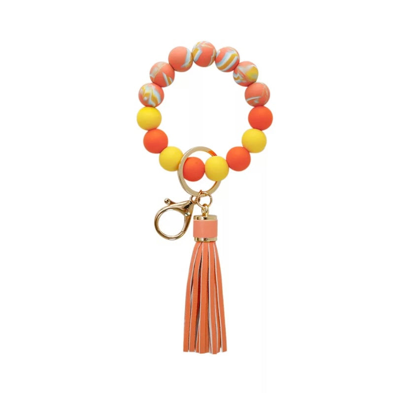 Elegant Enamel Bangle Keychain: A Chic Accessory for Effortless Style